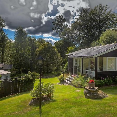Very Nice Cottage By The Lake. Lursjoen! Hästveda Exterior photo