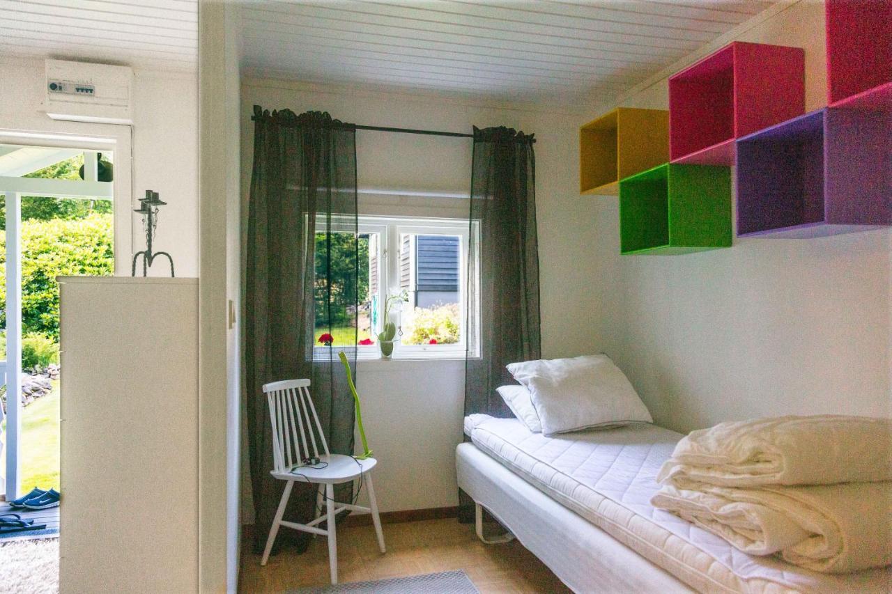 Very Nice Cottage By The Lake. Lursjoen! Hästveda Exterior photo