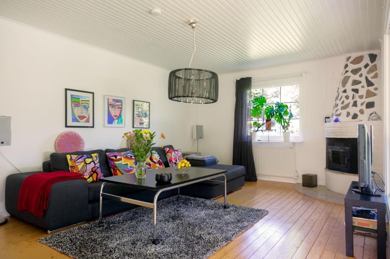 Very Nice Cottage By The Lake. Lursjoen! Hästveda Exterior photo